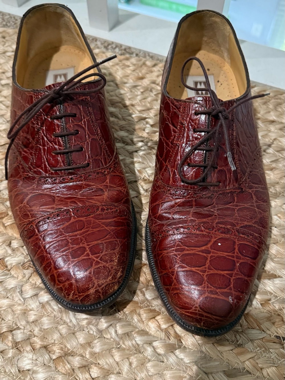 Magnanni  Croc-Embossed Leather Derby Shoes